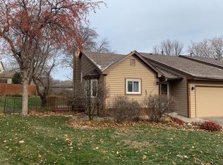 6485 Bonner Ct, Inver Grove Heights, MN 55076
