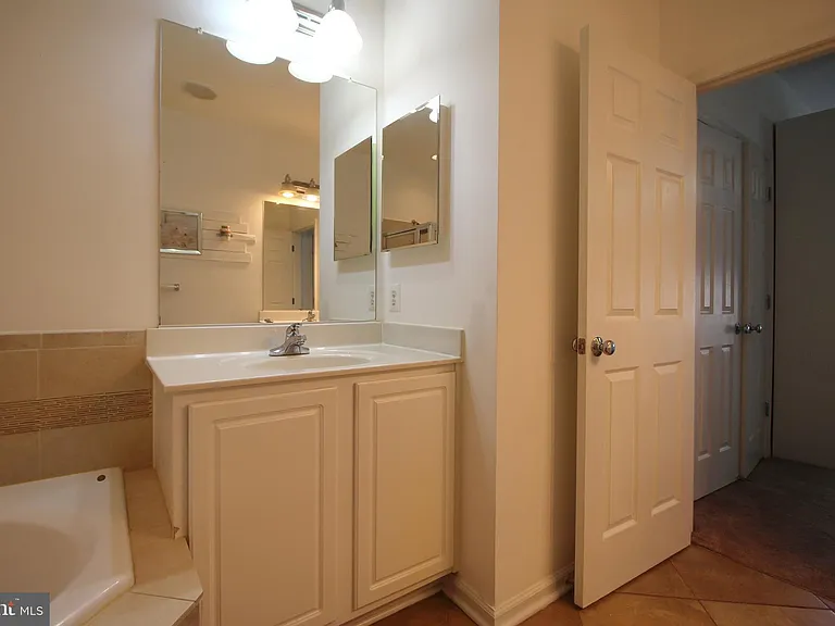 2965 Chinkapin Oak Ln — Photo 9