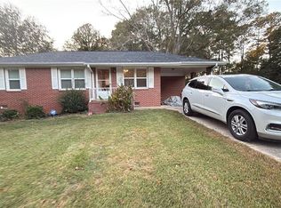 105 Vineyard Pl, Griffin, GA 30223