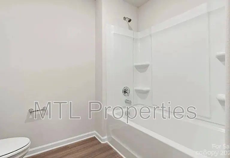 1629 Nia Rd — Photo 13