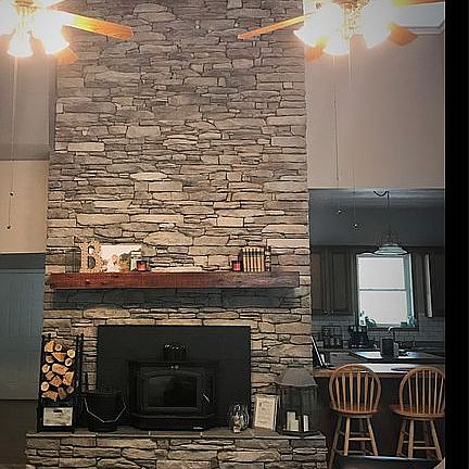 2nd image of 201 Valle Dr