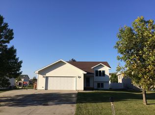 316 20th St NW, East Grand Forks, MN 56721
