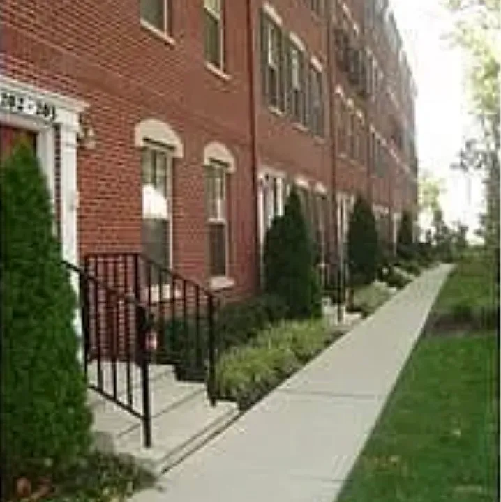 203 Governors Ct