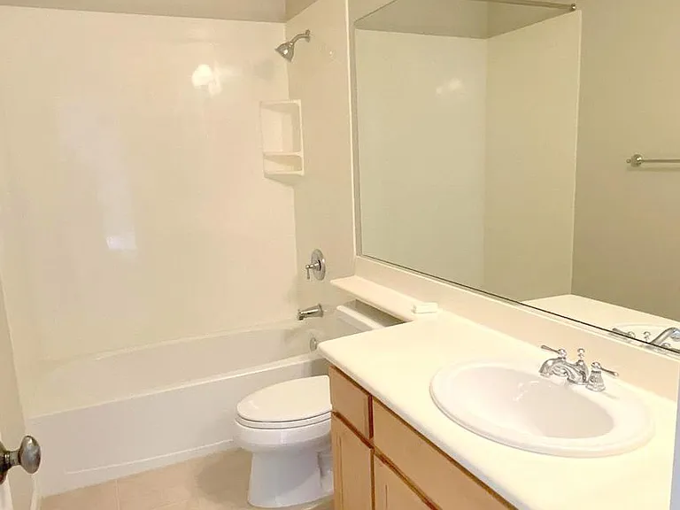 6319 Byron Ln — Photo 31