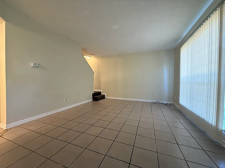 6316 Harvard Ct — Photo 3