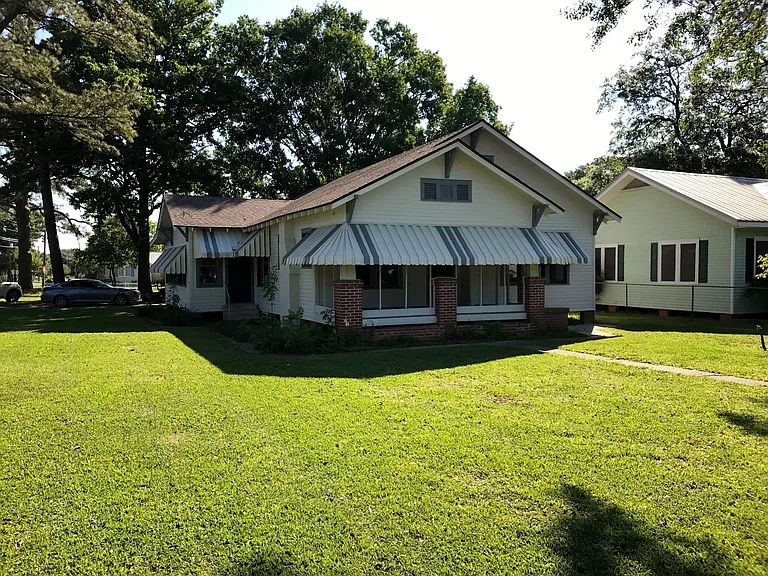 305 S Poydras St — Photo 1