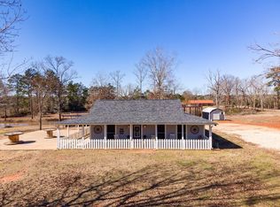 2731 N Fm 225, Douglass, TX 75943