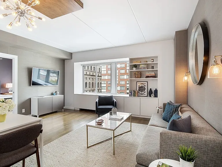 87 Smith St #7C — Photo 1