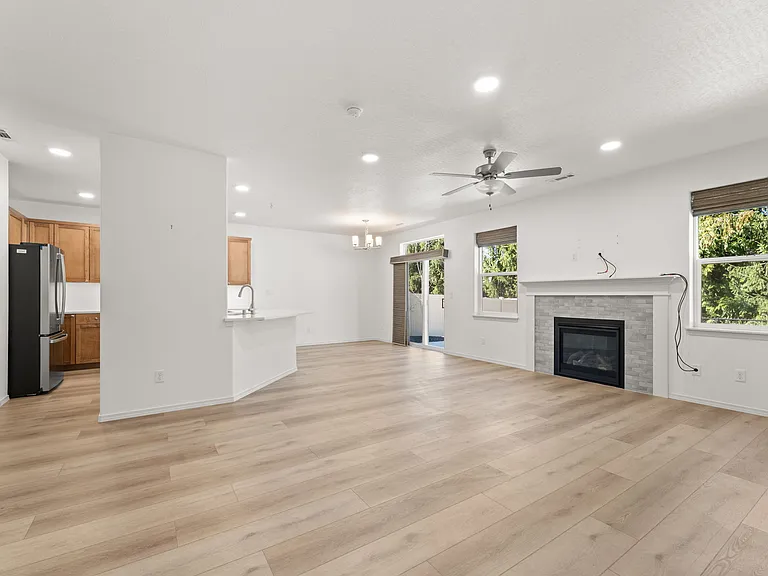 8581 N Orchard Ln — Photo 13