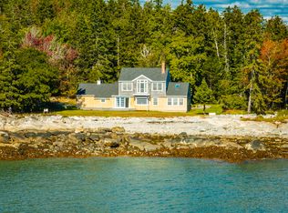 73 Patricia Ln, Spruce Head, ME 04859