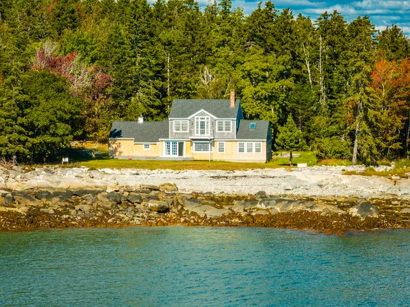 73 Patricia Lane, Saint George, ME 04859