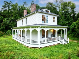 6421 River Rd, Prospect, KY 40059