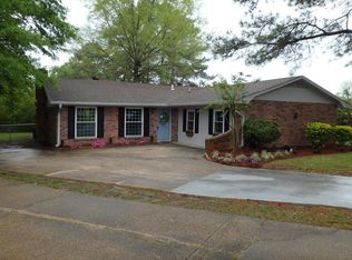 116 Roark Cir, Hattiesburg, MS 39402