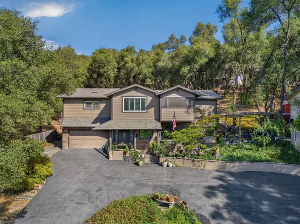 23602 Acacia Ct, Auburn, CA 95602