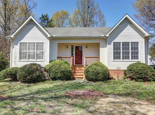 8006 Secretariat Dr, Midlothian, VA 23112