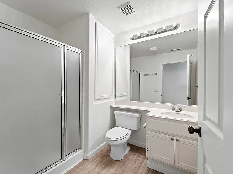 2394A Greenbriar Dr — Photo 19