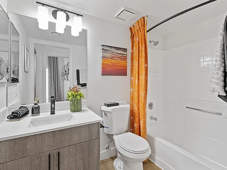 The Townhomes at Horizon Ridge, Henderson, NV, Bathroom