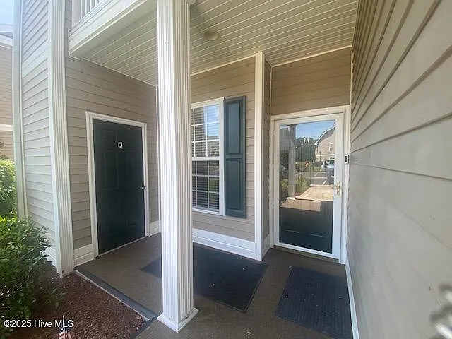 3 bed, 2.0 bath, 1335 sqft, $1,650 — Photo 3