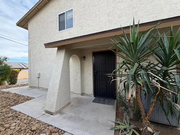 4734 Roberta St Unit 4, Paradise, NV 89119