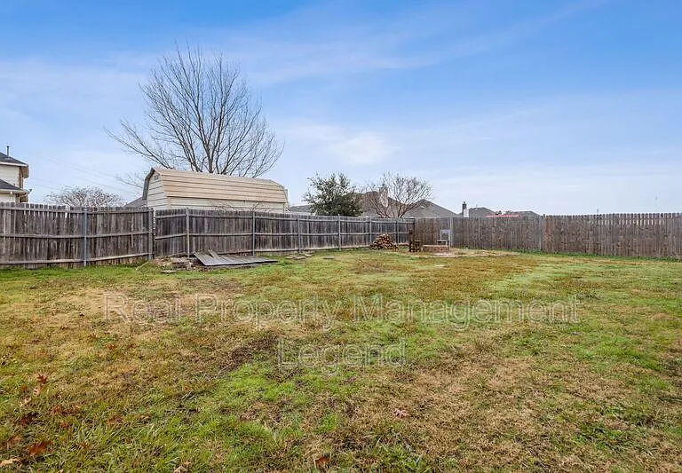 1800 Meadowlark Ln — Photo 26