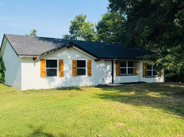 1004 N Sapulpa Rd, Beggs, OK 74421