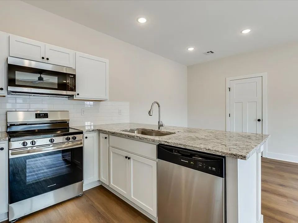 103 N Mendocino Ct