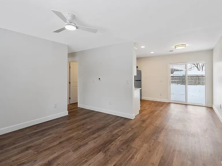 7891 Areopagitica Ave — Photo 7