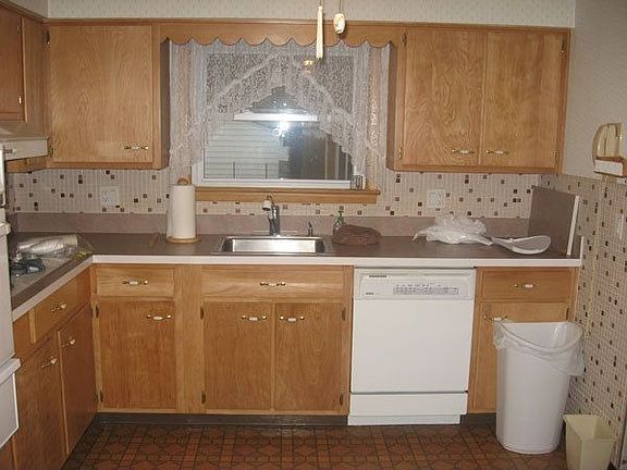 5th image of 4642 Winter Ln