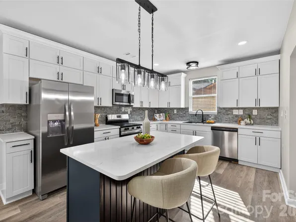 1309 Fairmont St, Charlotte, NC 28216