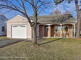 38 Buckingham Dr N, Manchester Township, NJ