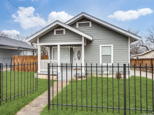 1425 Center St, San Antonio, TX 78202