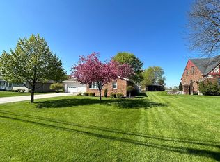 1909 E Livingston St, Celina, OH 45822