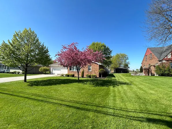 1909 E Livingston St, Celina, OH 45822