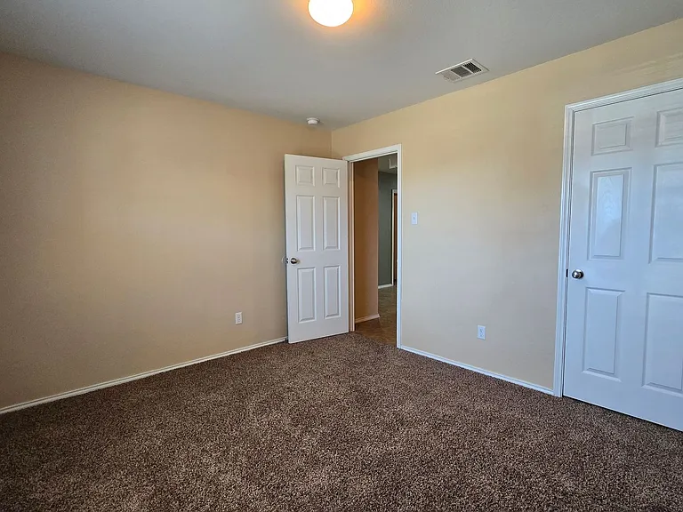 307 E Gemini Ln — Photo 13