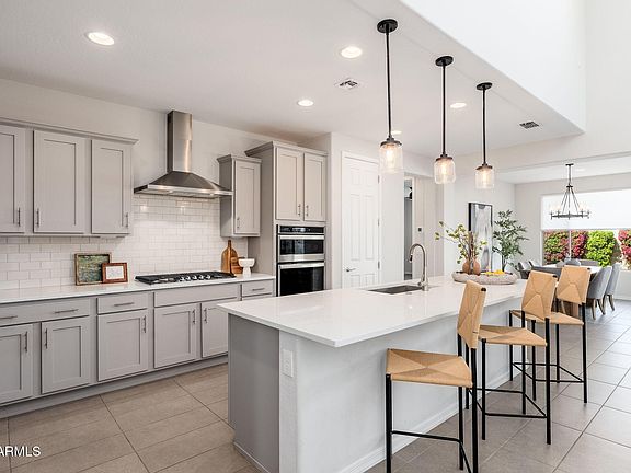 5th image of 8962 W MARSHALL Avenue