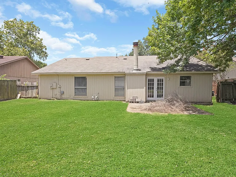 710 Old Colony Dr — Photo 20