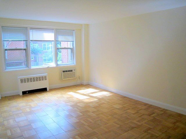1st image of 1299 Palmer Ave APT 127