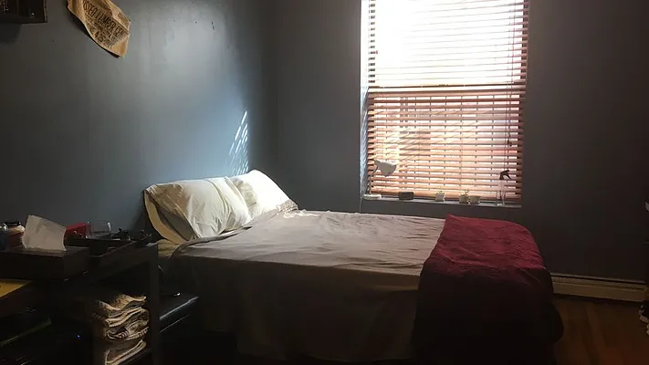 Rented by Nooklyn NYC LLC | media 38