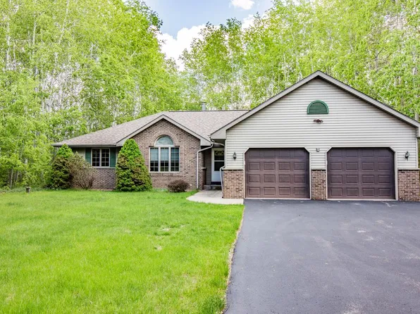 4920 Bellman DRIVE, West Bend, WI 53095
