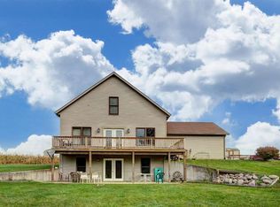 605 E 450 S, Wolcottville, IN 46795