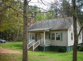 205 Berkeley St, Chesnee, SC 29323