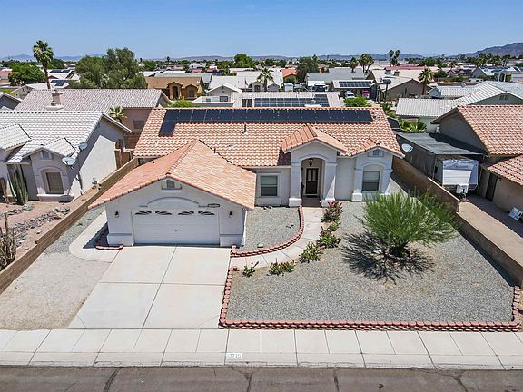 2nd image of 10716 E 38th Pl