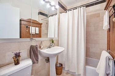 Rented by BLU Real Estate