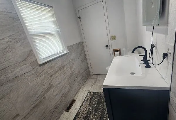 1602 S Highland Ave — Photo 22