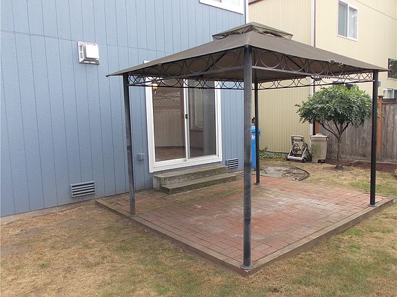 3rd image of 6284 Sunny Ln SE