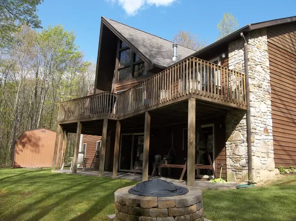 458 Moonlight Dr, Accident, MD 21536