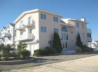 601 24th St, Avalon, NJ 08202