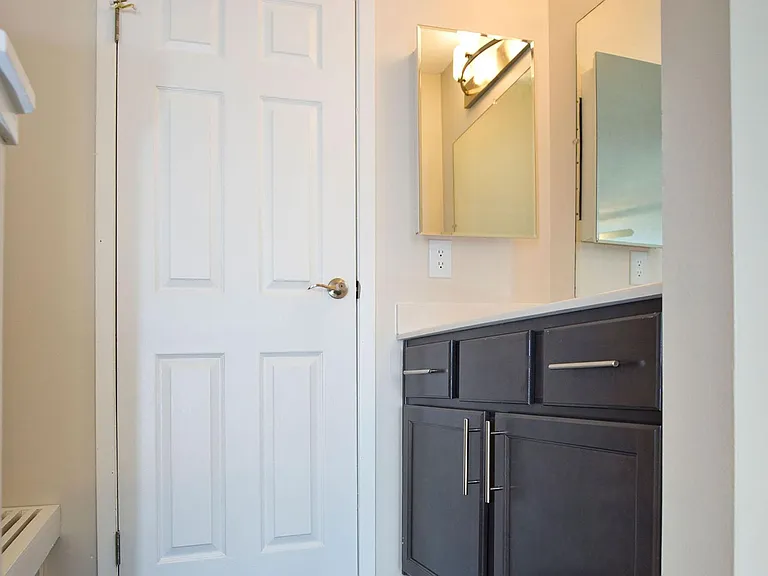 Park Club Townhomes — Photo 29
