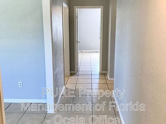 4th image of 24 Dogwood Drive Ct