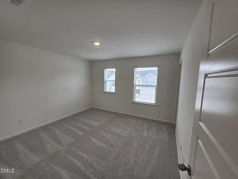 517 Sunset Lake Dr — Photo 13